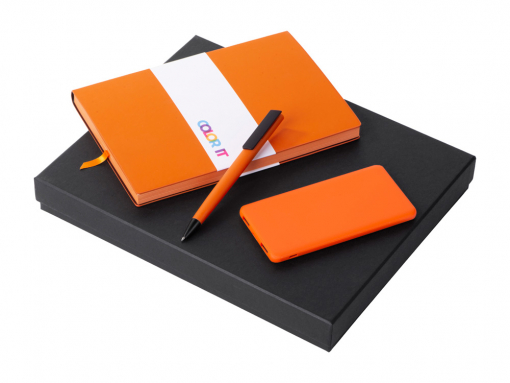 Подарочный набор «COLOR IT» c блокнотом, ручкой и повербанком, 5000 mAh Подарочный набор «COLOR IT» c блокнотом, ручкой и повербанком, 5000 mAh