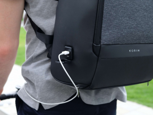 Водостойкий антикражный рюкзак FlexPackPro для ноутбука 15.6" Водостойкий антикражный рюкзак FlexPackPro для ноутбука 15.6"
